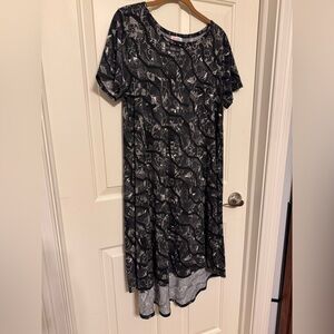 LuLaRoe Carly Dress Black and White Fade Print Sz Small